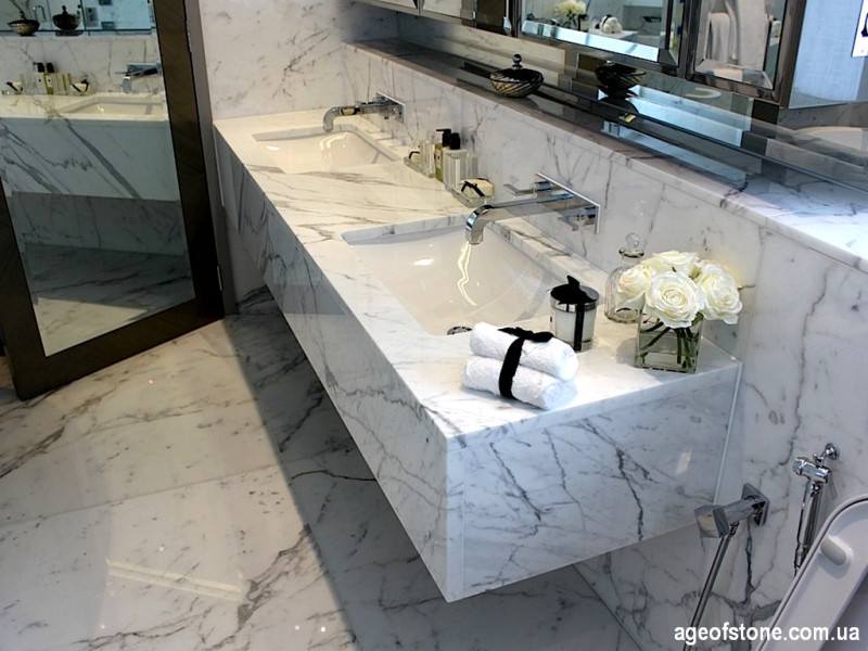 Ванная комната из Итальянского мрамора Statuaretto